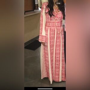 White and Pink Thobe